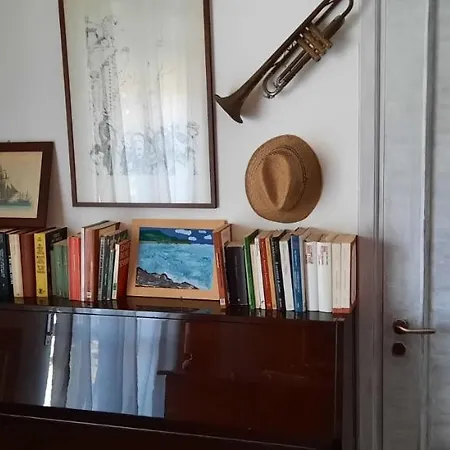 アパート Bookhouse オルトーナ