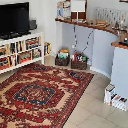 Daire Bookhouse Ortona